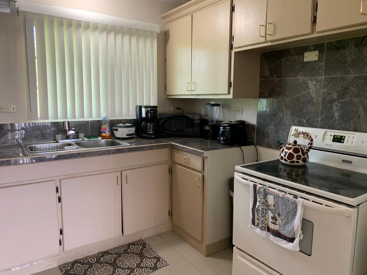 Casa De Pedro Entire Apartment Mangilao 외부 사진